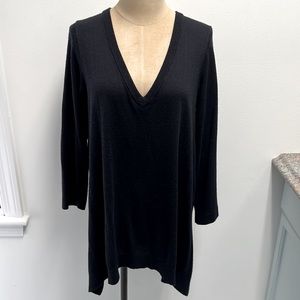 VINCE Navy V Neck Sweater